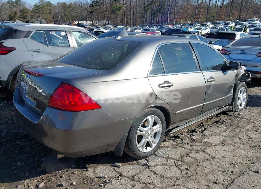 Photo 4 of 2006 Honda Accord 2.4 EX (VIN 1HGCM56796A059748)