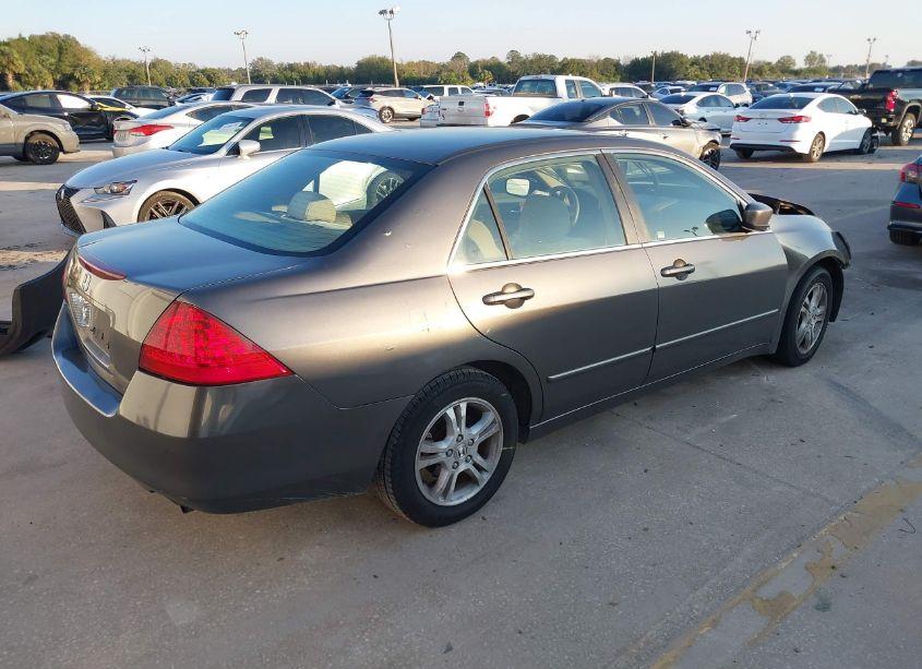 Photo 4 of 2006 Honda Accord 2.4 EX (VIN 1HGCM56796A152544)