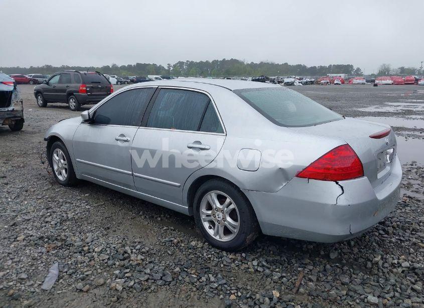 Photo 3 of 2006 Honda Accord 2.4 EX (VIN 1HGCM56796A153645)