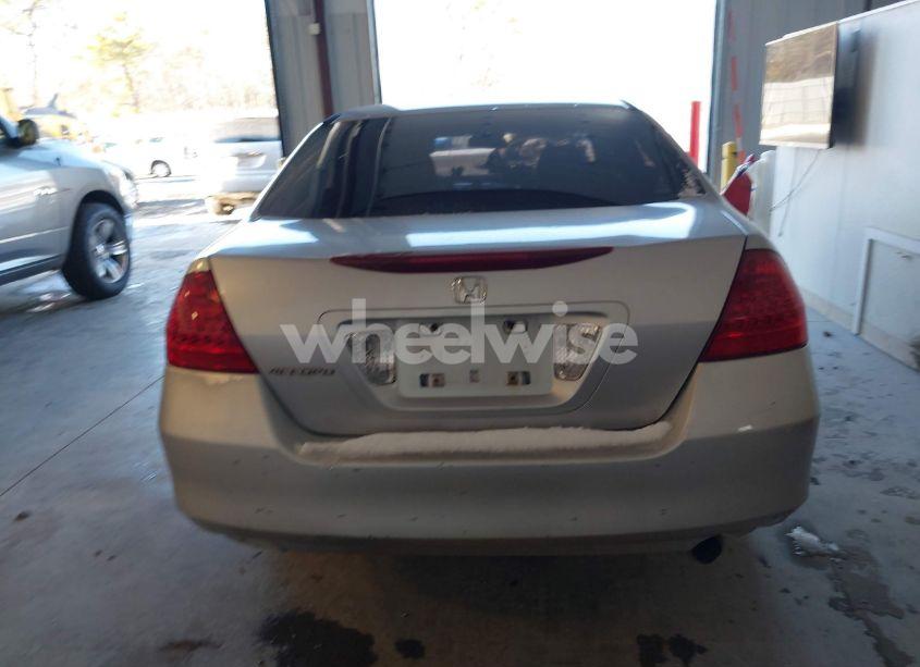Photo 15 of 2006 Honda Accord 2.4 EX (VIN 1HGCM56796A171286)