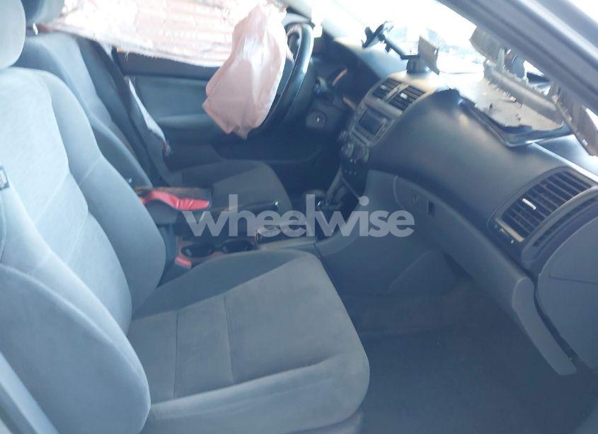 Photo 5 of 2006 Honda Accord 2.4 EX (VIN 1HGCM56796A171286)