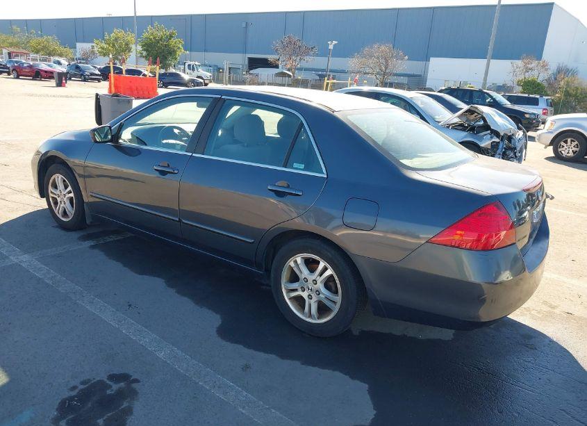 Photo 3 of 2006 Honda Accord 2.4 EX (VIN 1HGCM56796A184362)