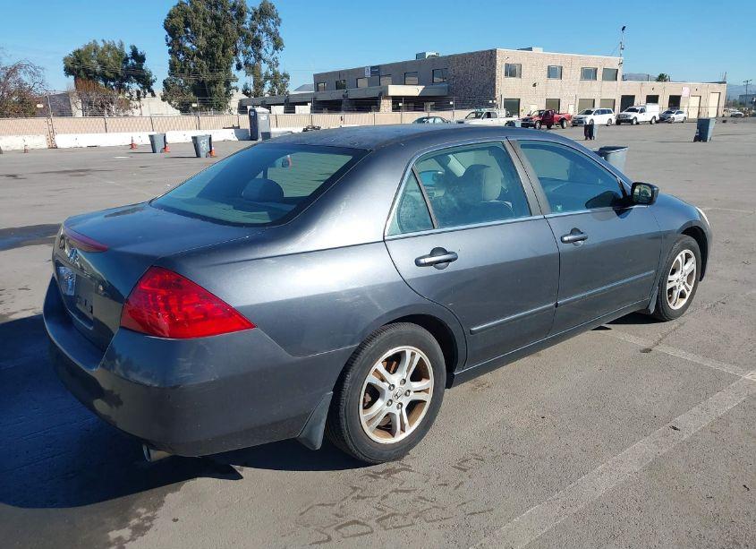 Photo 4 of 2006 Honda Accord 2.4 EX (VIN 1HGCM56796A184362)