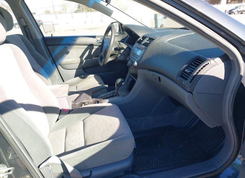 Photo 5 of 2006 Honda Accord 2.4 EX (VIN 1HGCM56796A184362)