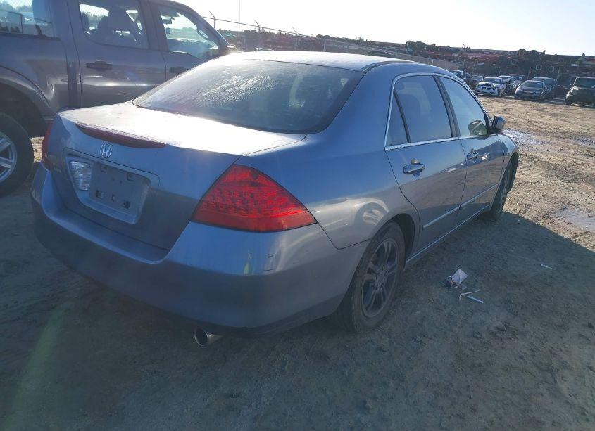 Photo 4 of 2007 Honda Accord 2.4 EX (VIN 1HGCM56797A125927)