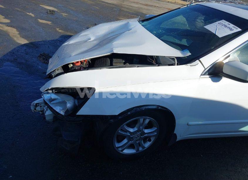 Photo 18 of 2007 Honda Accord 2.4 EX (VIN 1HGCM56797A131808)