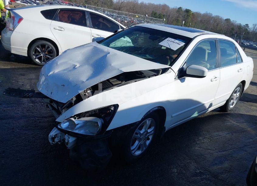 Photo 2 of 2007 Honda Accord 2.4 EX (VIN 1HGCM56797A131808)
