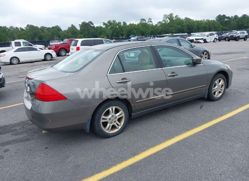 Photo 4 of 2007 Honda Accord 2.4 EX (VIN 1HGCM56797A167398)
