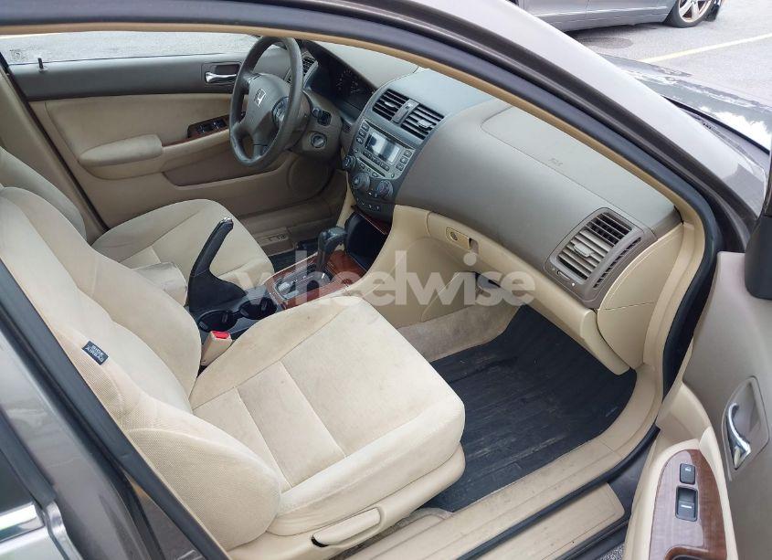 Photo 5 of 2007 Honda Accord 2.4 EX (VIN 1HGCM56797A167398)