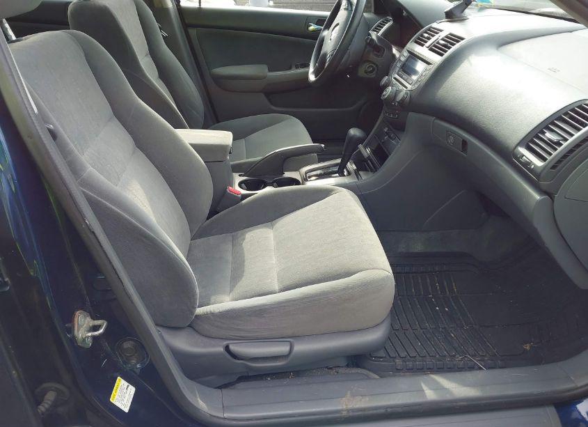 Photo 5 of 2004 Honda Accord 2.4 EX (VIN 1HGCM567X4A026951)