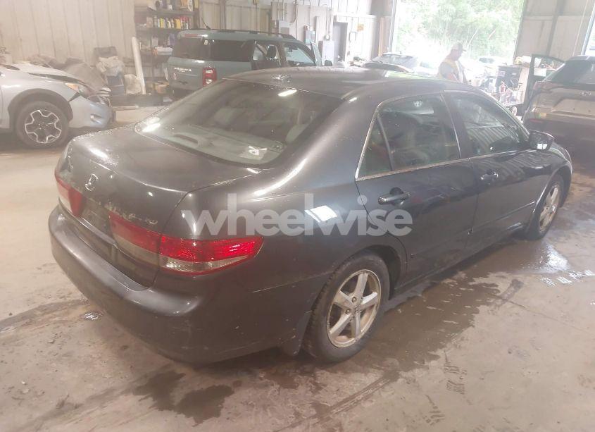 Photo 4 of 2004 Honda Accord 2.4 EX (VIN 1HGCM567X4A041353)