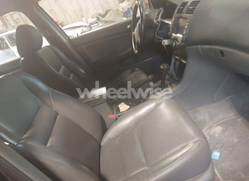 Photo 5 of 2004 Honda Accord 2.4 EX (VIN 1HGCM567X4A041353)