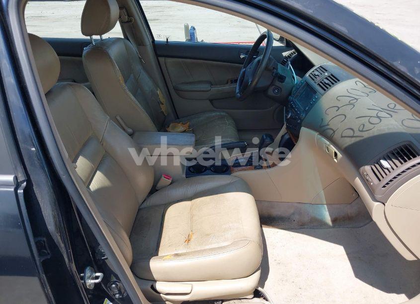 Photo 5 of 2004 Honda Accord 2.4 EX (VIN 1HGCM567X4A073560)