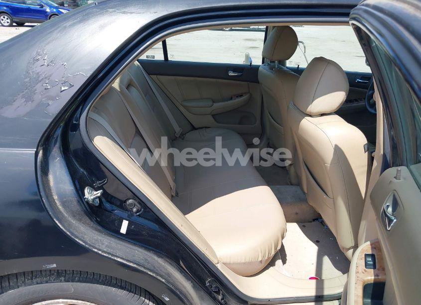 Photo 8 of 2004 Honda Accord 2.4 EX (VIN 1HGCM567X4A073560)