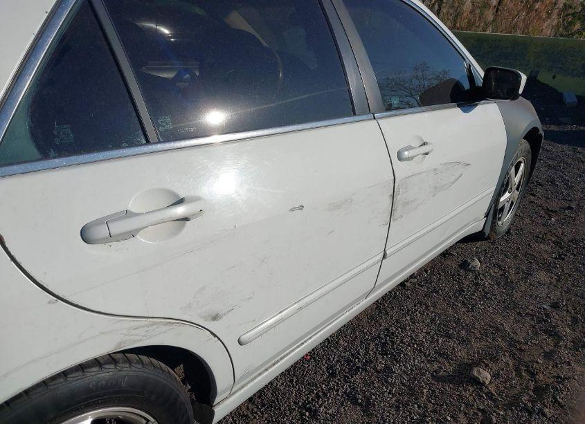 Photo 13 of 2005 Honda Accord 2.4 EX (VIN 1HGCM567X5A060907)