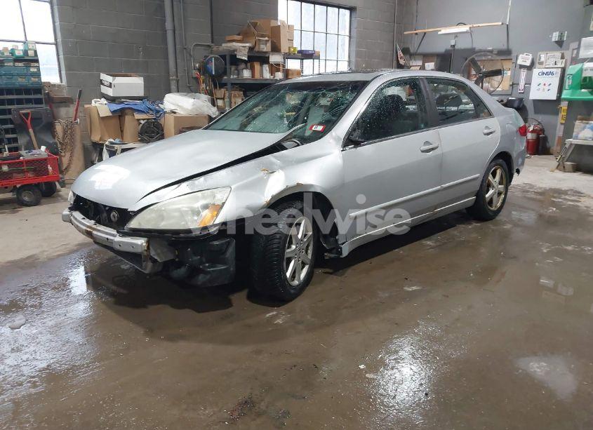 Photo 2 of 2005 Honda Accord 2.4 EX (VIN 1HGCM567X5A061846)