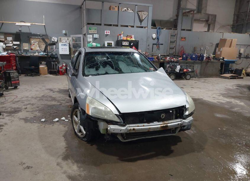 Photo 6 of 2005 Honda Accord 2.4 EX (VIN 1HGCM567X5A061846)