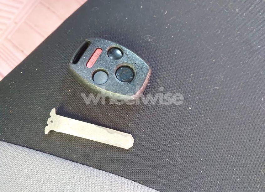 Photo 11 of 2005 Honda Accord 2.4 EX (VIN 1HGCM567X5A191089)