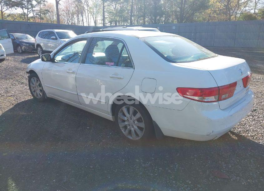 Photo 3 of 2005 Honda Accord 2.4 EX (VIN 1HGCM567X5A191089)