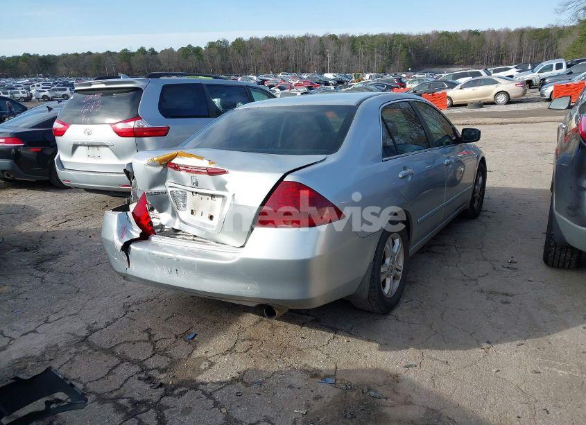 Photo 4 of 2006 Honda Accord 2.4 EX (VIN 1HGCM567X6A149720)