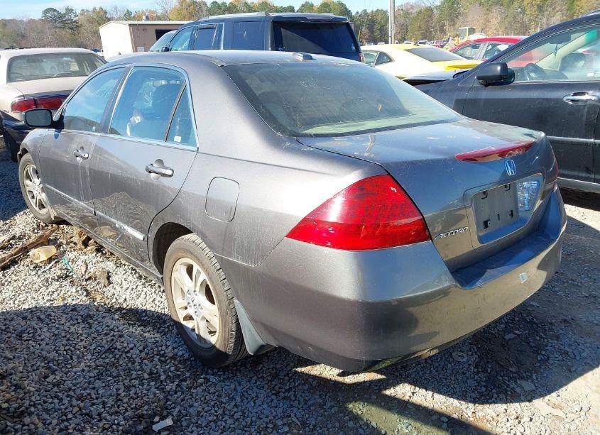 Photo 3 of 2007 Honda Accord 2.4 EX (VIN 1HGCM567X7A001309)