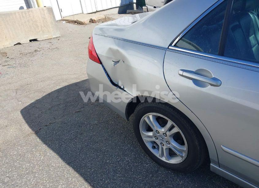 Photo 13 of 2007 Honda Accord 2.4 EX (VIN 1HGCM567X7A105489)
