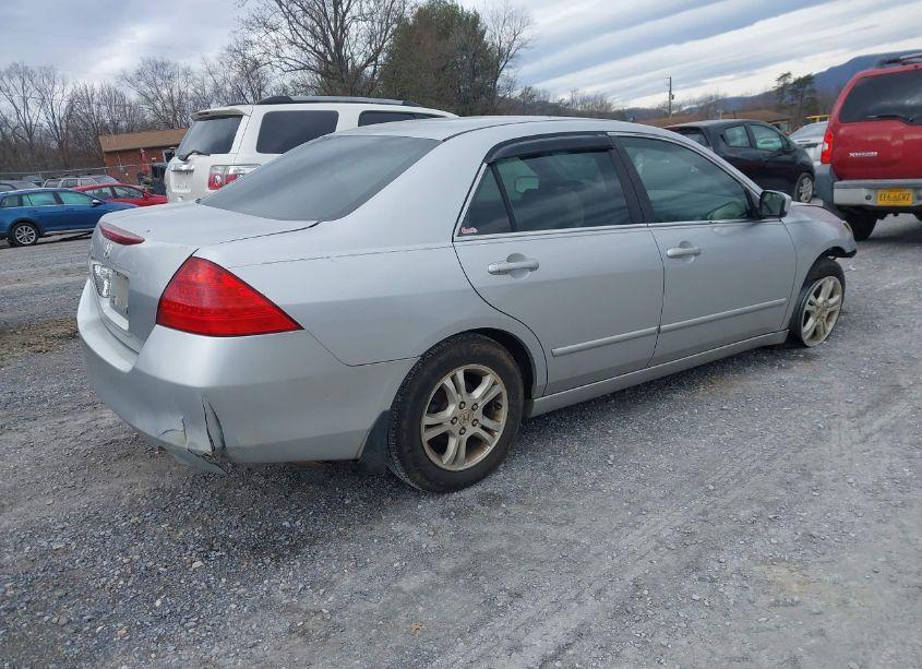 Photo 4 of 2007 Honda Accord 2.4 EX (VIN 1HGCM567X7A160380)