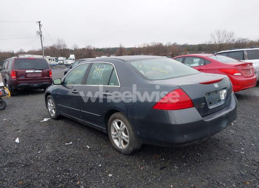 Photo 3 of 2007 Honda Accord 2.4 EX (VIN 1HGCM567X7A210274)