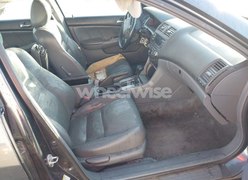 Photo 5 of 2004 Honda Accord 2.4 EX (VIN 1HGCM56804A062740)
