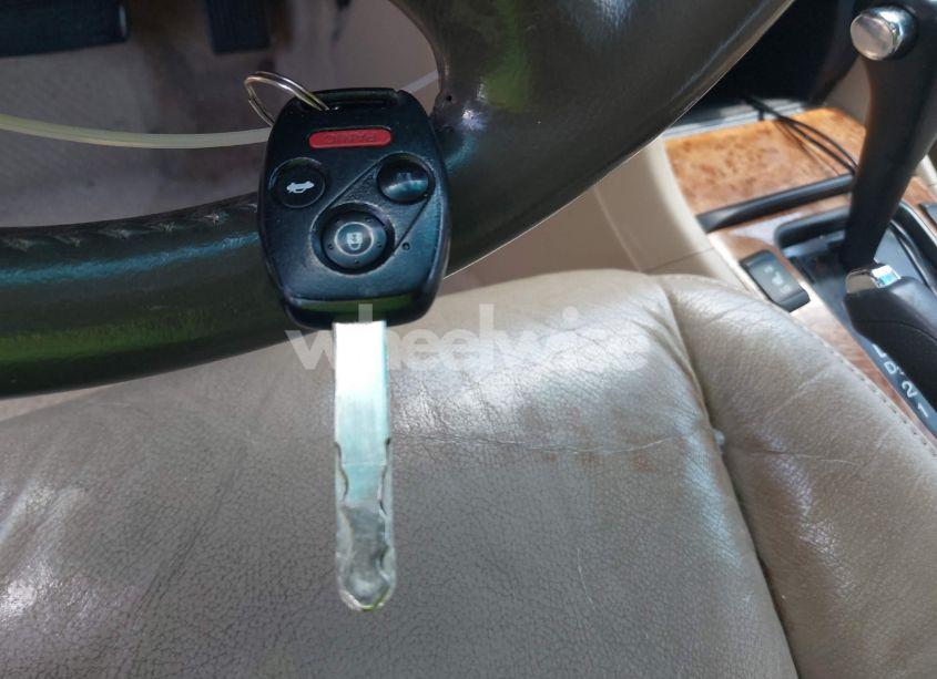 Photo 11 of 2004 Honda Accord 2.4 EX (VIN 1HGCM56804A090778)