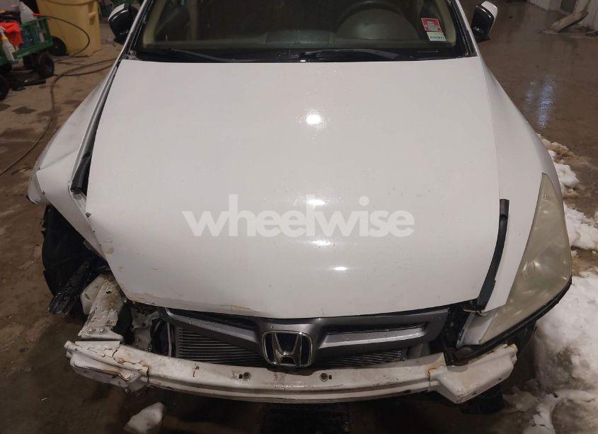 Photo 10 of 2004 Honda Accord 2.4 EX (VIN 1HGCM56804A103397)