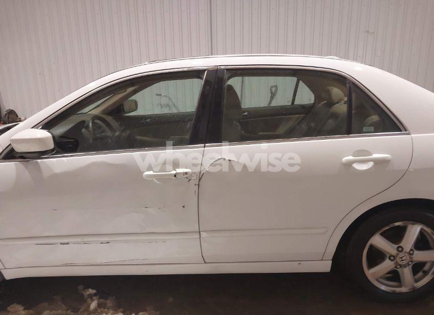 Photo 15 of 2004 Honda Accord 2.4 EX (VIN 1HGCM56804A103397)