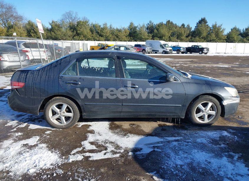 Photo 13 of 2004 Honda Accord 2.4 EX (VIN 1HGCM56804A137016)