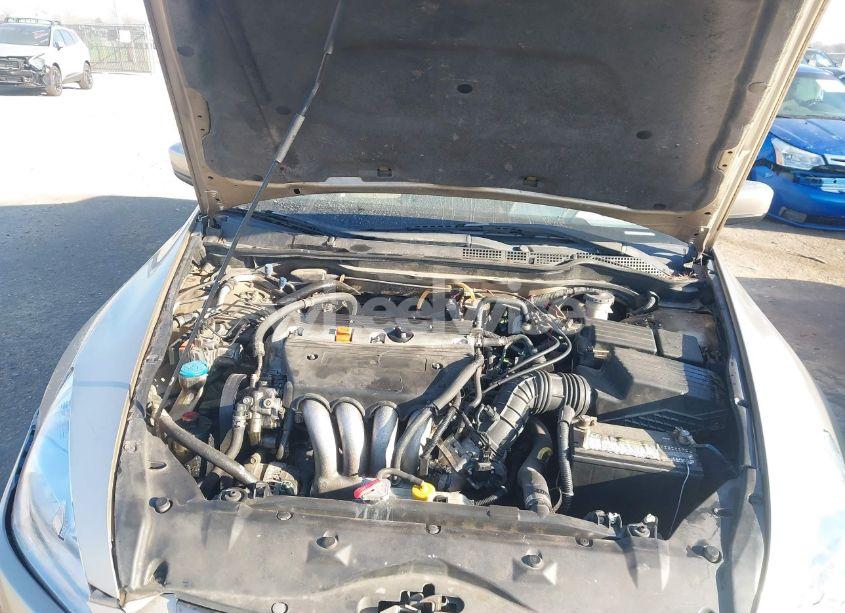 Photo 10 of 2004 Honda Accord 2.4 EX (VIN 1HGCM56804A146492)