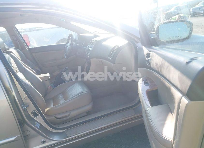 Photo 5 of 2004 Honda Accord 2.4 EX (VIN 1HGCM56804A146492)