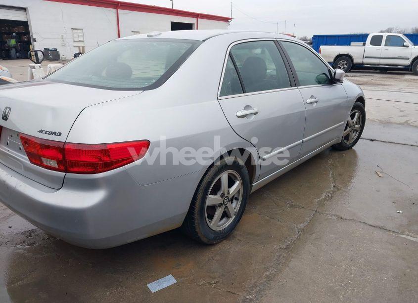 Photo 4 of 2005 Honda Accord 2.4 EX (VIN 1HGCM56805A015869)