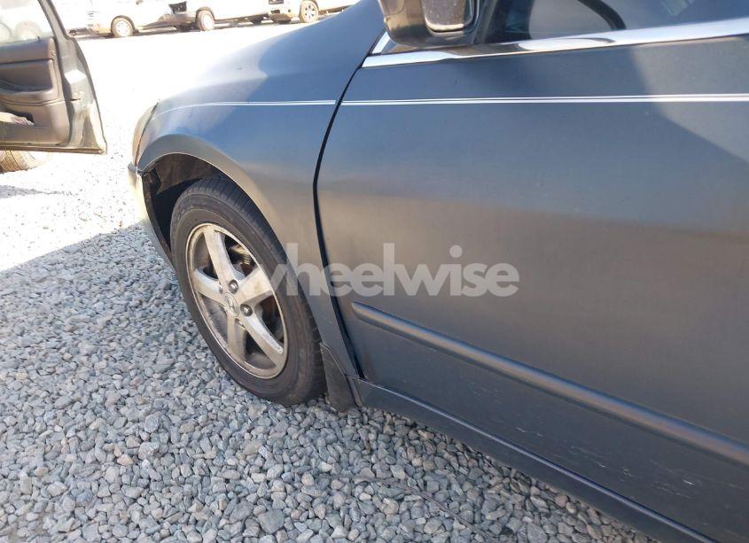 Photo 6 of 2005 Honda Accord 2.4 EX (VIN 1HGCM56805A056079)