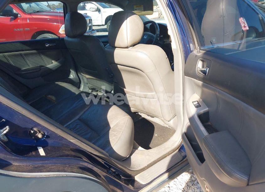 Photo 8 of 2005 Honda Accord 2.4 EX (VIN 1HGCM56805A056079)