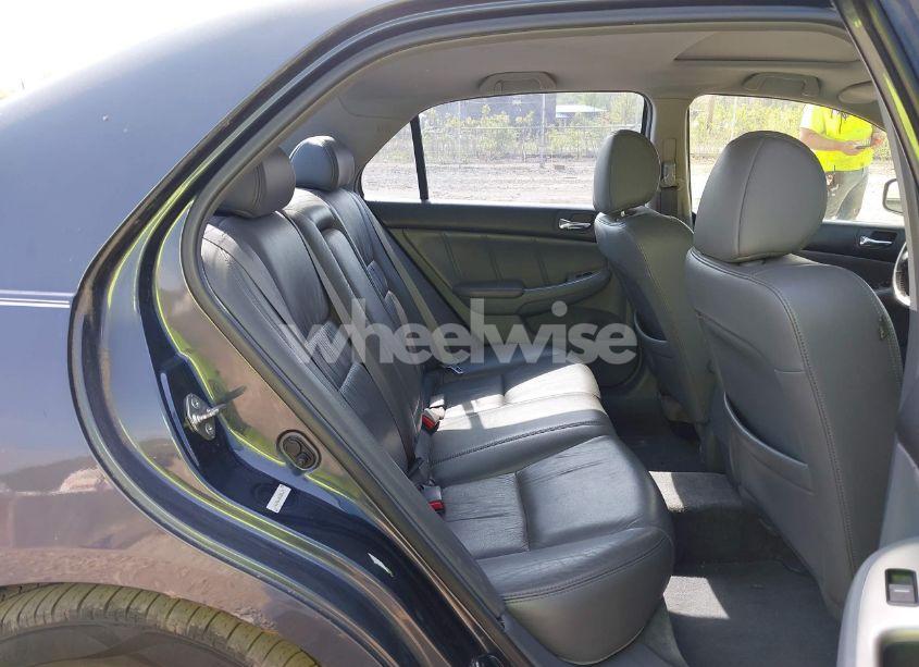 Photo 8 of 2005 Honda Accord 2.4 EX (VIN 1HGCM56805A086229)