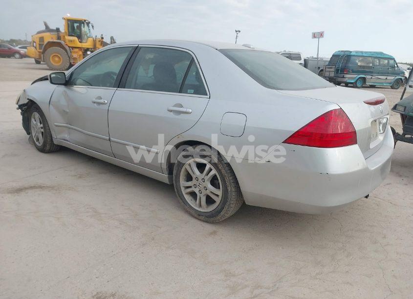 Photo 3 of 2006 Honda Accord 2.4 EX (VIN 1HGCM56806A002508)