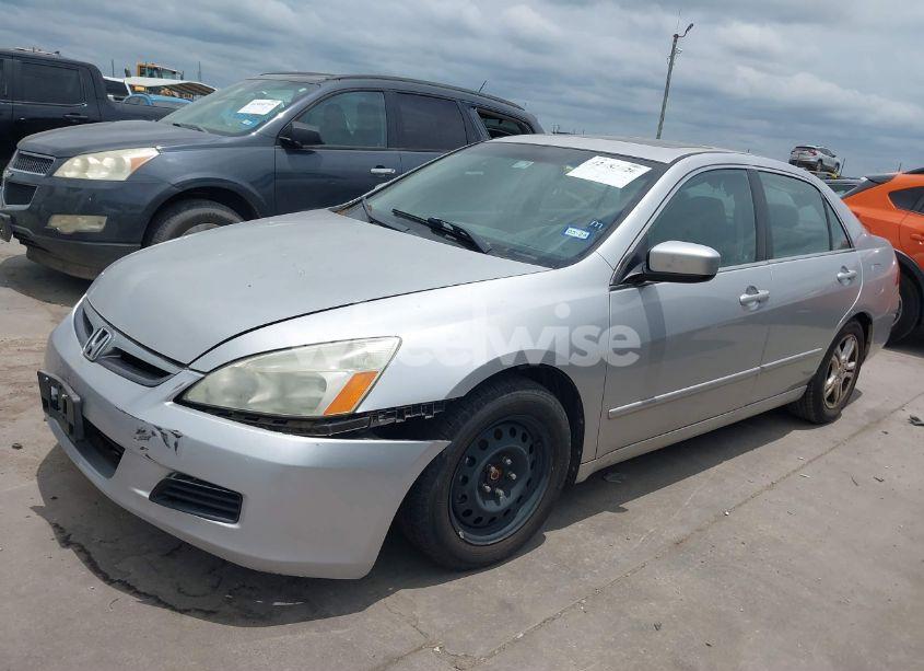 Photo 2 of 2006 Honda Accord 2.4 EX (VIN 1HGCM56806A024170)