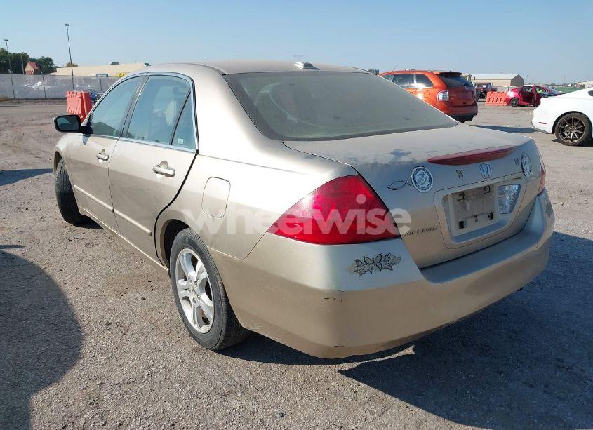 Photo 3 of 2006 Honda Accord 2.4 EX (VIN 1HGCM56806A088919)