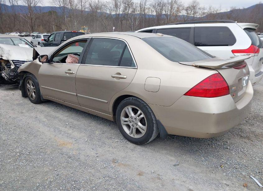 Photo 3 of 2006 Honda Accord 2.4 EX (VIN 1HGCM56806A136466)