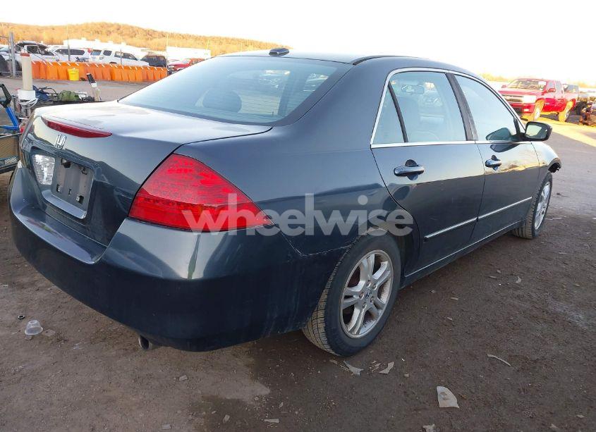Photo 4 of 2006 Honda Accord 2.4 EX (VIN 1HGCM56806A158516)