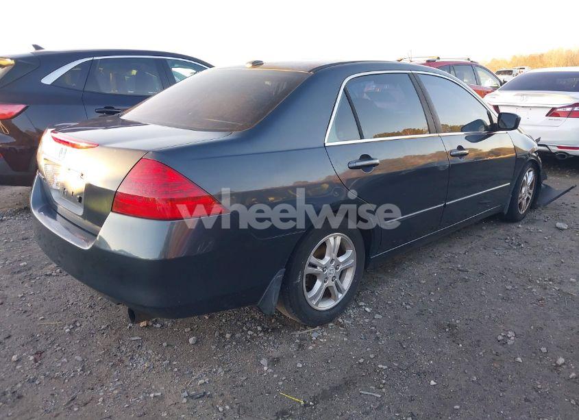 Photo 4 of 2007 Honda Accord 2.4 EX (VIN 1HGCM56807A040726)