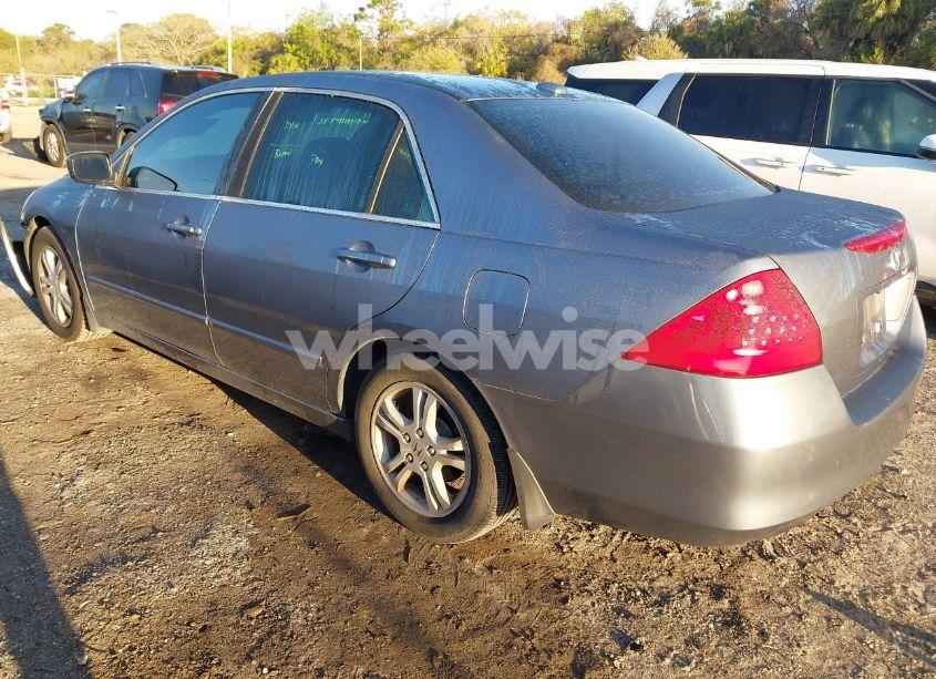 Photo 3 of 2007 Honda Accord 2.4 EX (VIN 1HGCM56807A041813)