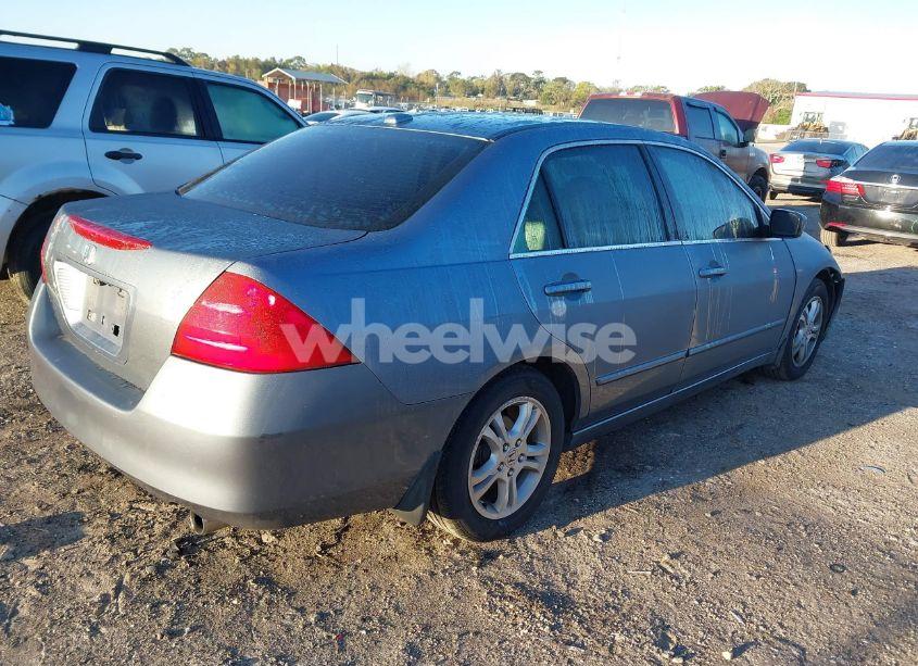 Photo 4 of 2007 Honda Accord 2.4 EX (VIN 1HGCM56807A041813)