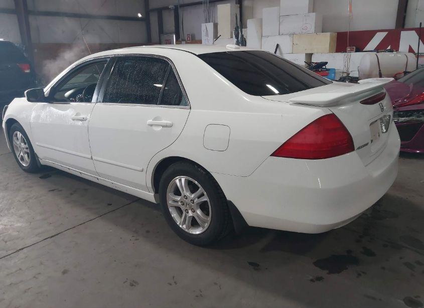 Photo 3 of 2007 Honda Accord 2.4 EX (VIN 1HGCM56807A046137)