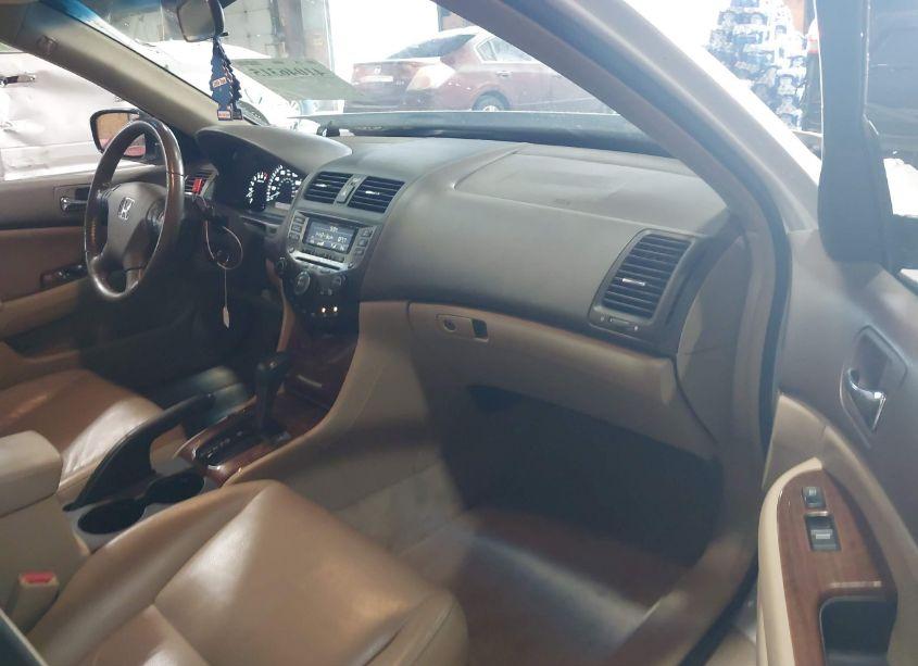 Photo 5 of 2007 Honda Accord 2.4 EX (VIN 1HGCM56807A046137)