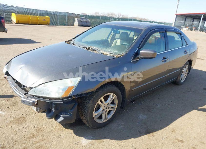 Photo 2 of 2007 Honda Accord 2.4 EX (VIN 1HGCM56807A091160)